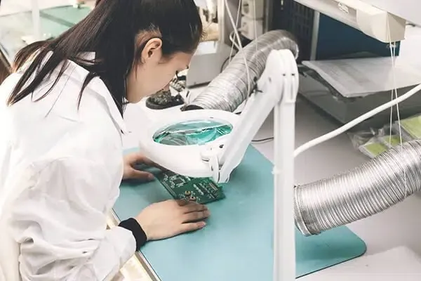 PCB Assemblyb testing